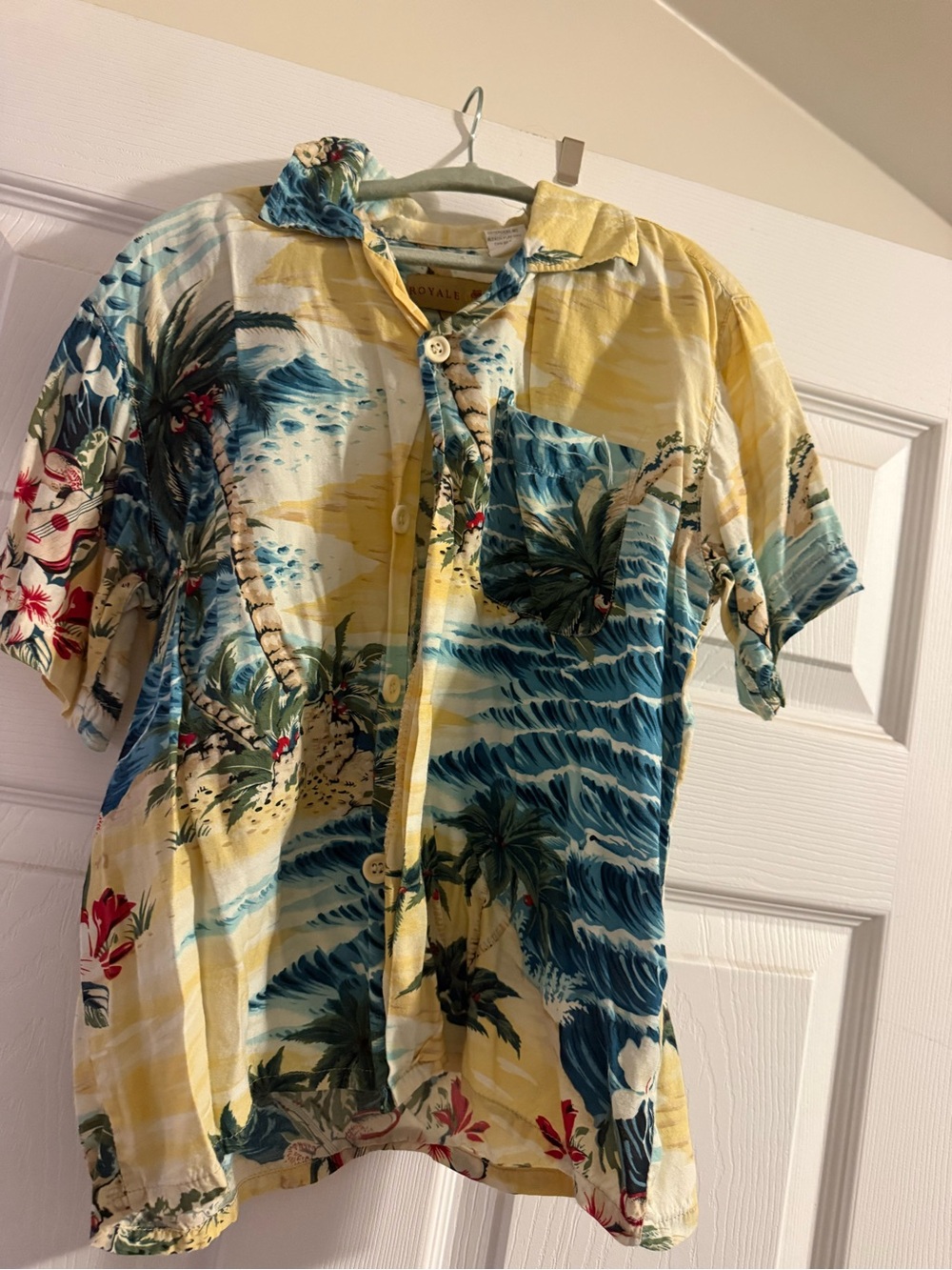 Boys small Tropical Print Short Sleeve Shirt in Yellow & Blue (approx size 8)